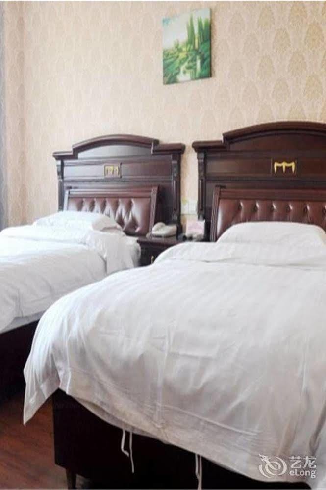 Lvzhou Business Hotel- Wuhu Екстер'єр фото